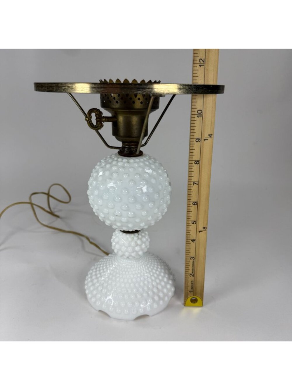 Vintage White Hobnail Milk Glass Table Lamp 11" Tall Electric Brass Trim - Picture 6 of 8